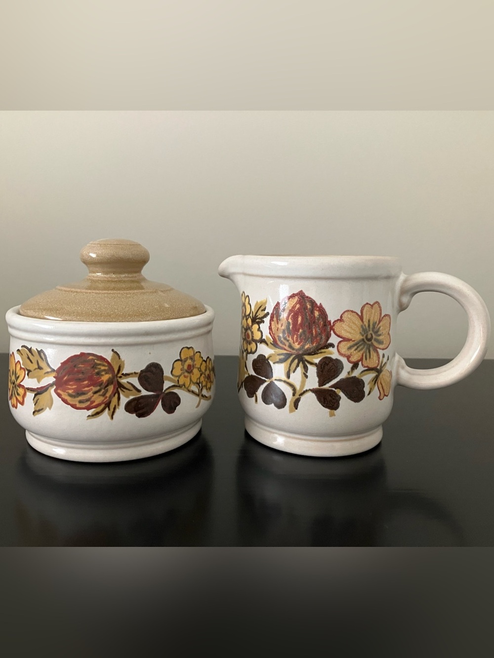 Vintage Sadler Stoneware Lidded Sugar Bowl and Creamer Set - Clover Pattern